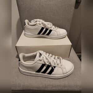 Adidas Sneakers CF Advantage Men's Size 9.5 Tennis Sneaker White, Black W/Defect